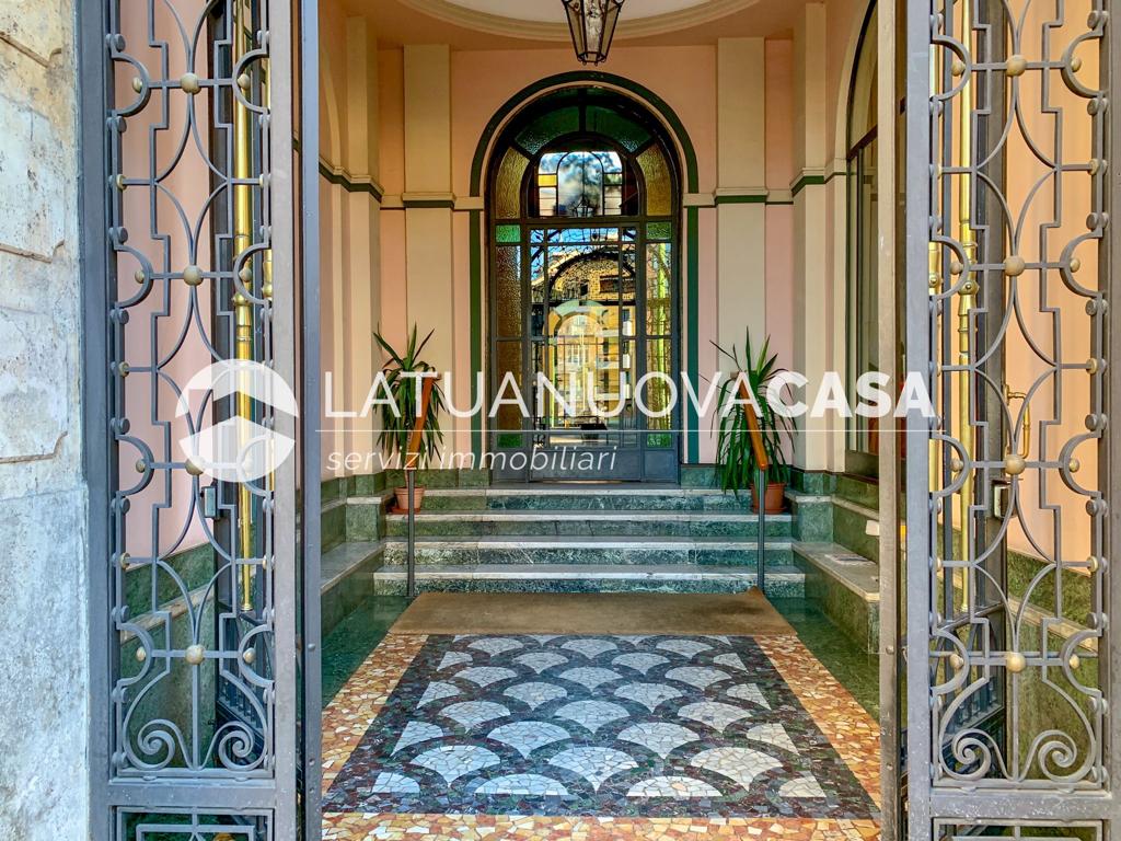list property cover